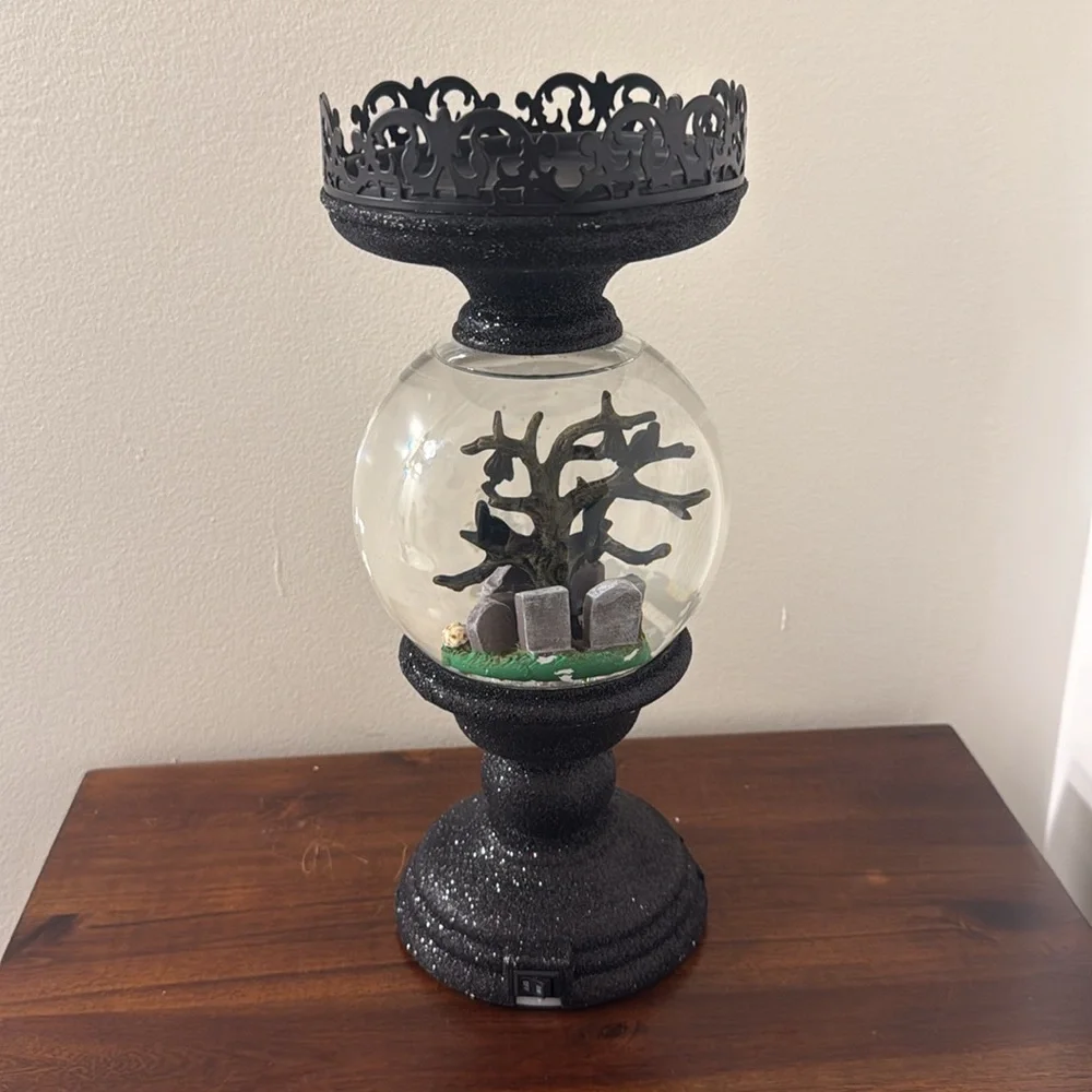Bath & Body Works Halloween Cemetery Pedestal Lighted Water Globe Candle Holder